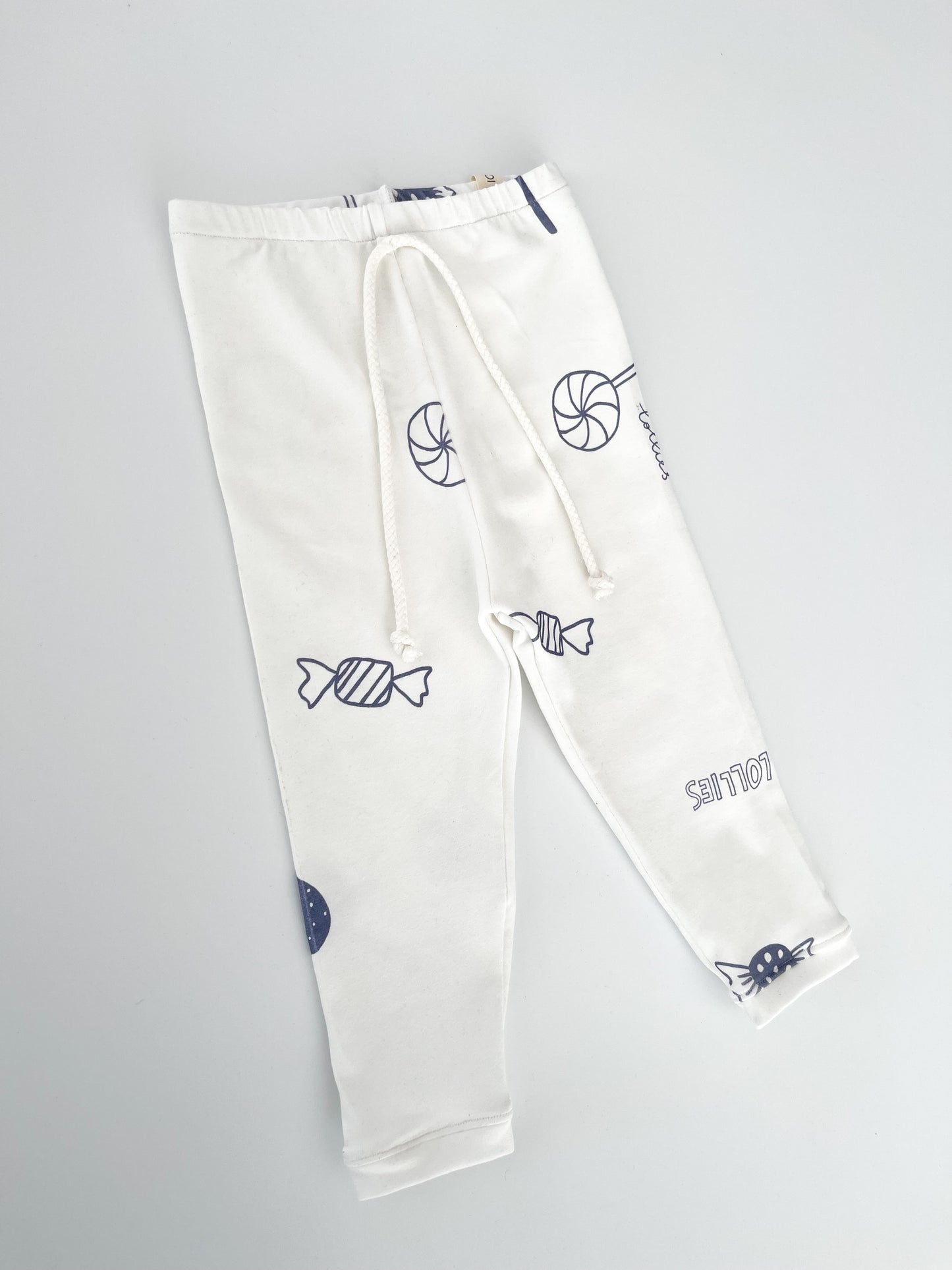 Leggings I Design Sweet and Kind